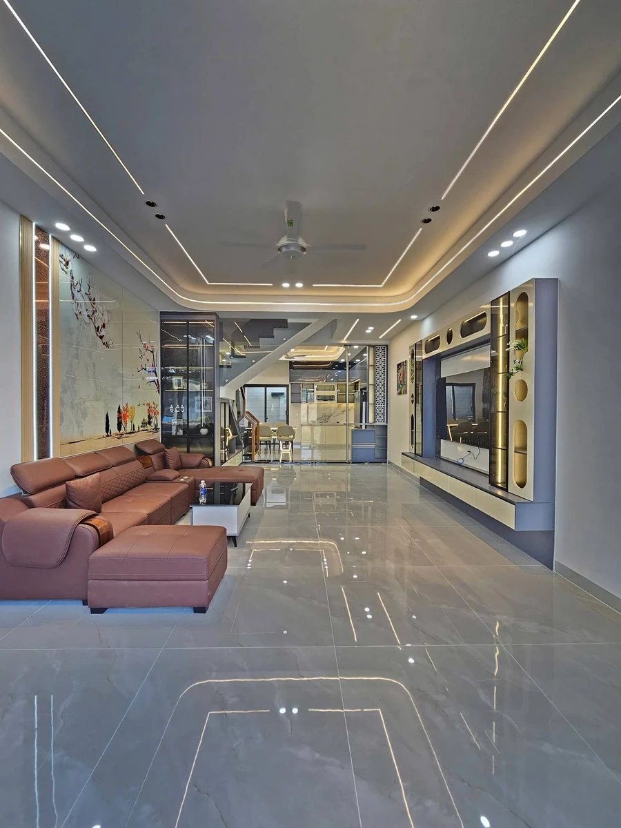 Bán nhà 4PN hoàn công Thị xã Thuận An, Bình Dương, 202,7m², 5.9 tỷ - Ảnh thu nhỏ 4