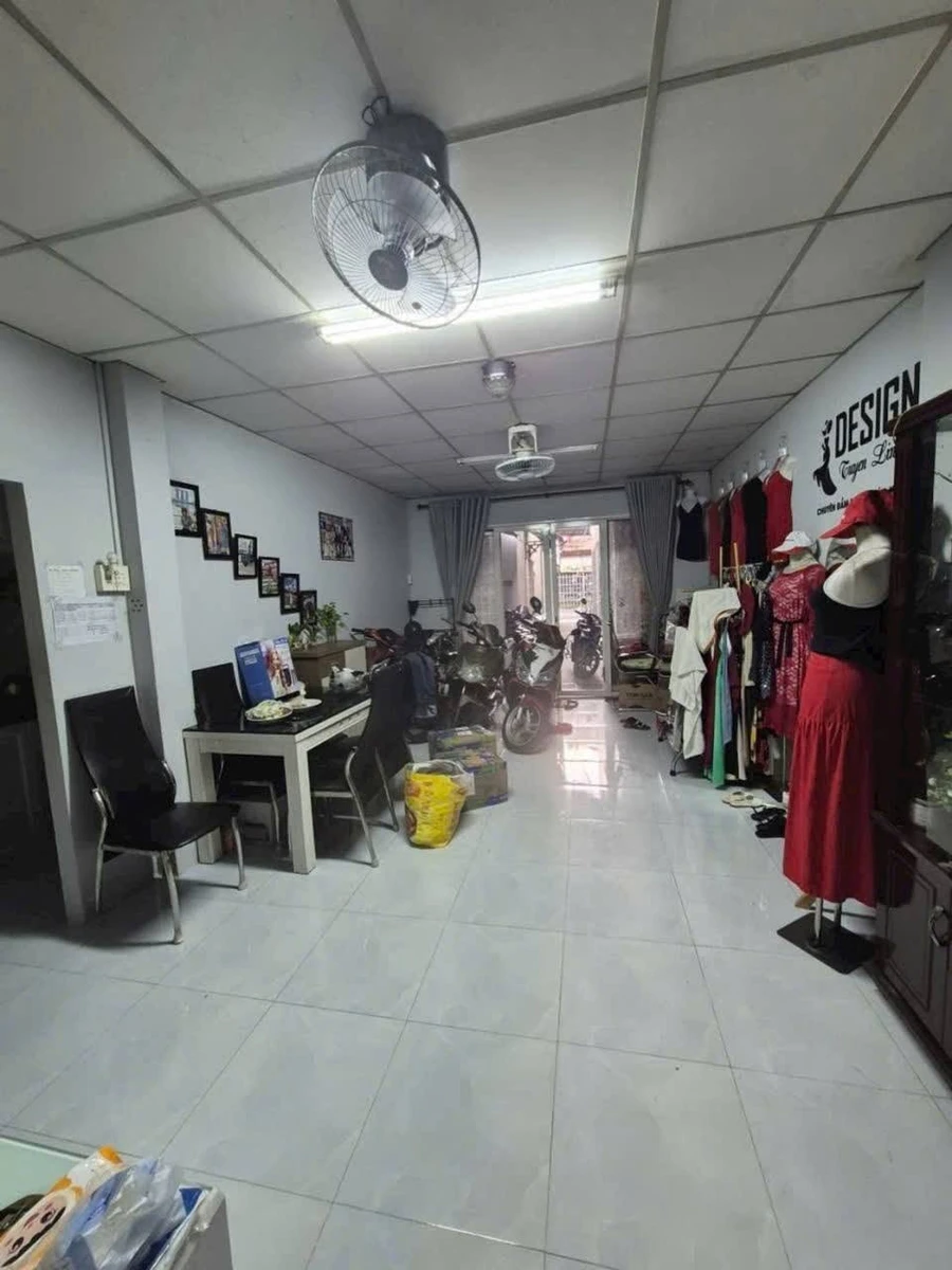 Bán nhà Quận 4 Phường Vĩnh Hội 130m2 giá 6.3 tỷ - Ảnh thu nhỏ 2