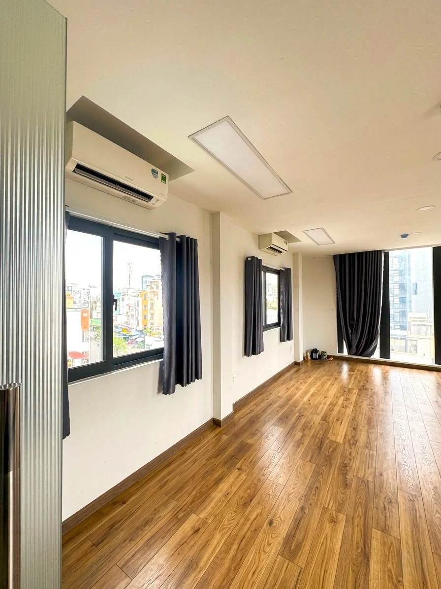 Bán nhà phố mặt tiền góc Quận 1, 5 tầng, 47m², 35 tỷ - Ảnh thu nhỏ 3