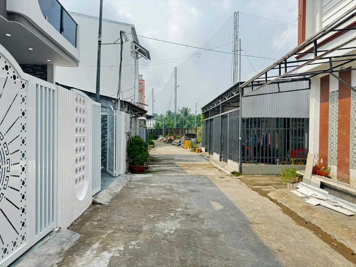 Bán nhà phố 1 trệt 1 lầu 4PN, 88m2 hẻm đường Sương Nguyệt Ánh, Rạch Giá - Ảnh thu nhỏ 3
