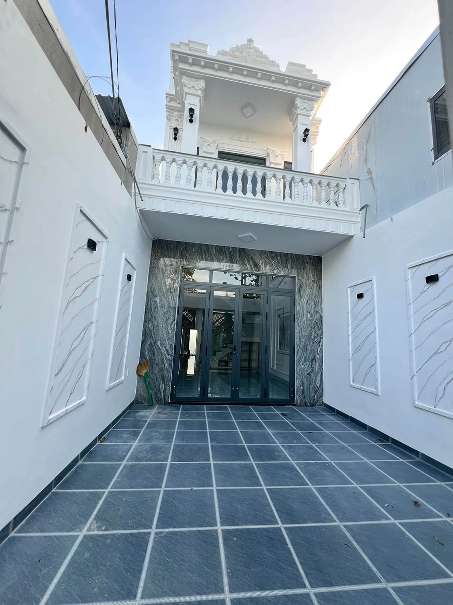 Bán nhà 1 trệt 1 lầu mới Nguyễn Hoài Cẩn, 200m2 - Ảnh thu nhỏ 2