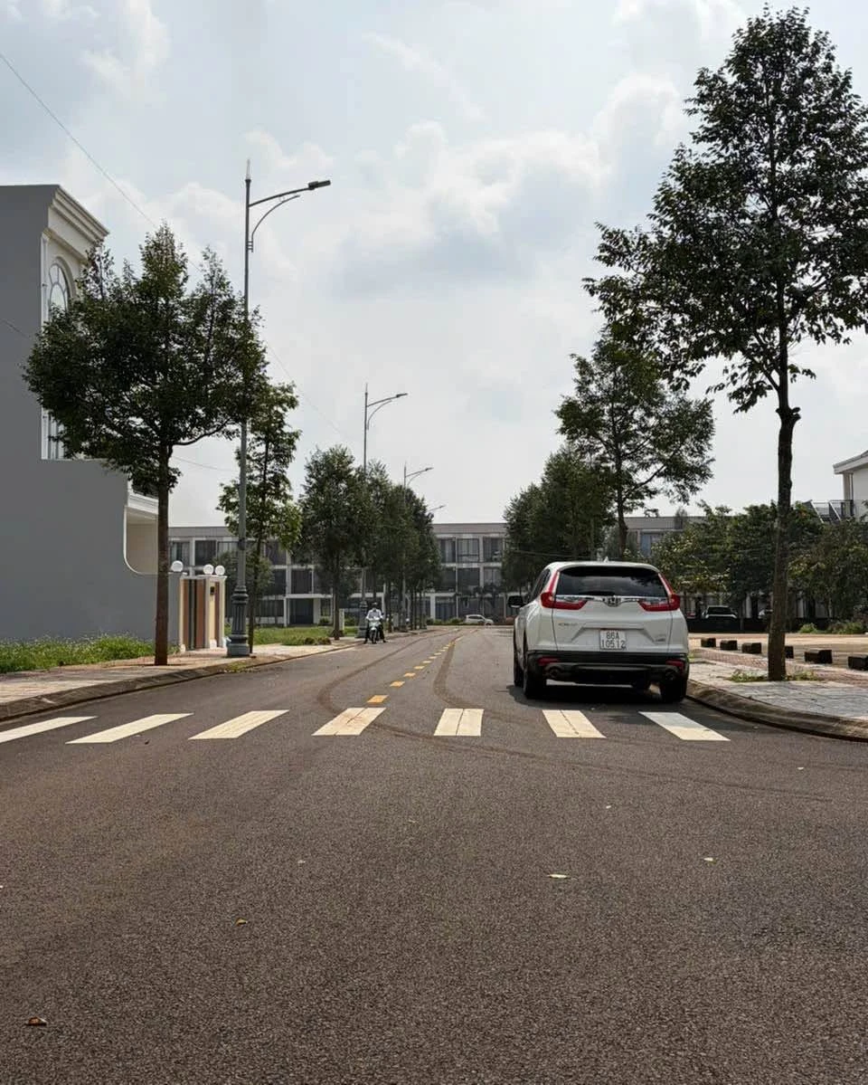 Bán đất Ân Phú 100m2 3 tỷ 390 - Ảnh 1
