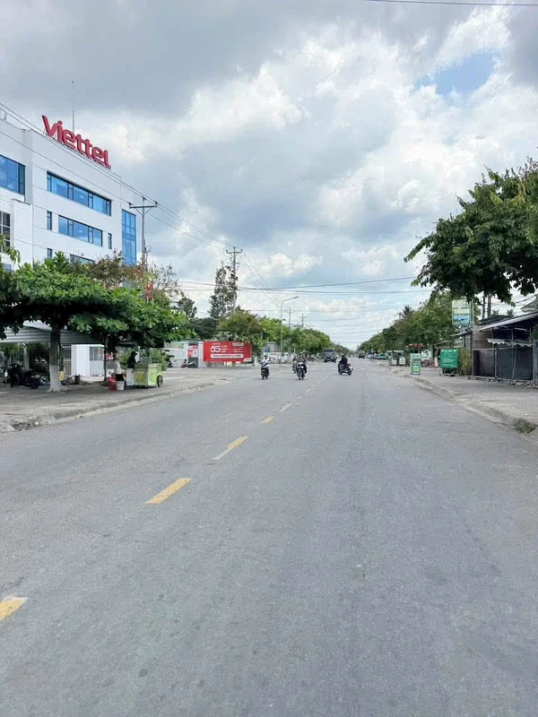 Bán nhà đất mặt tiền 366m2 số 14bis Nguyễn Đình Chiểu, Quận 1, giá 222 tỷ tranh
