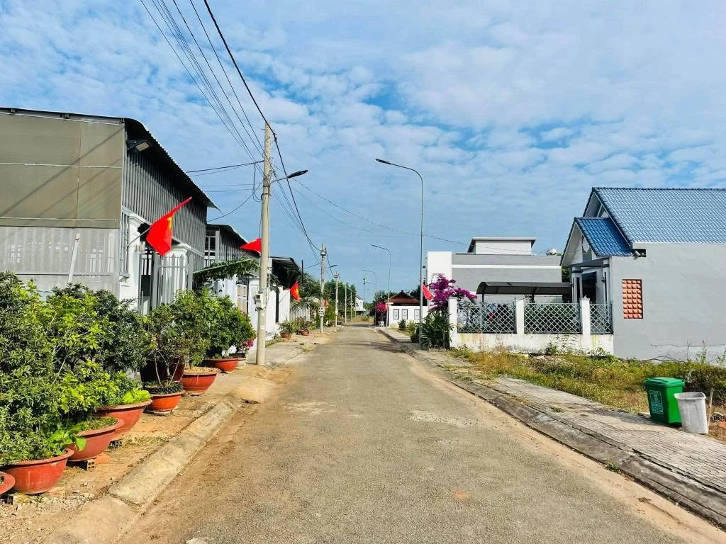 Bán đất Hoà Long 168m2 (7x24m), thổ cư 60m2, 1 tỷ 680tr - Ảnh 1