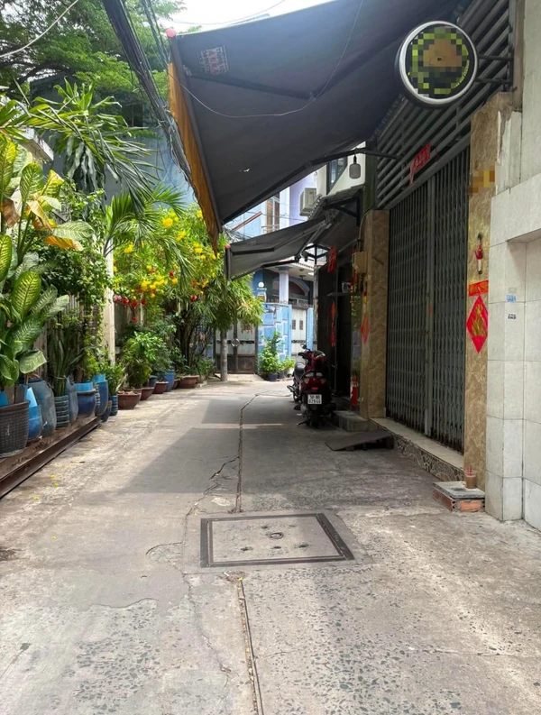 Bán nhà lầu 1 trệt 1 lửng 2 phòng ngủ, 67m2 hẻm Nguyễn Thị Minh Khai, Phú Hòa, Thủ Dầu Một caudat