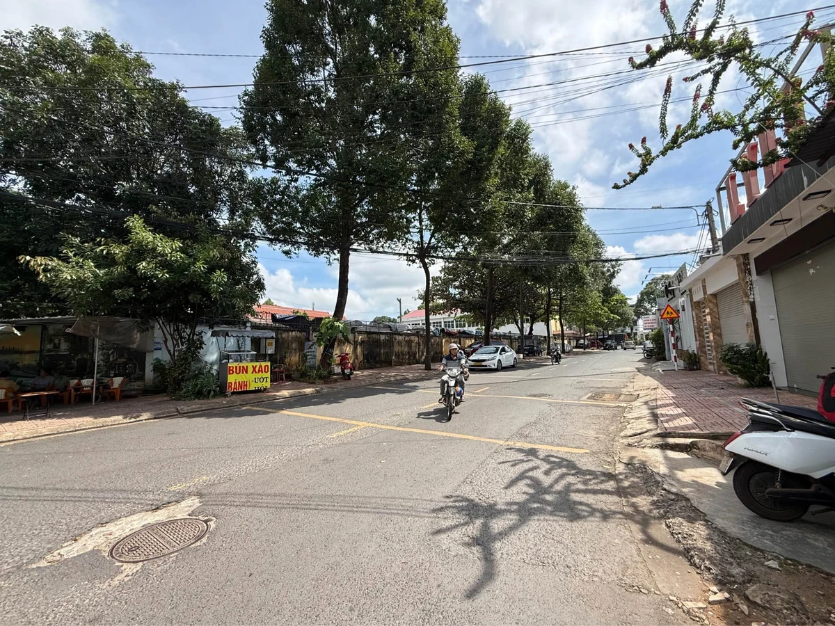 Bán đất mặt tiền Quang Trung 90m2 giá 5 tỷ 5 - Ảnh thu nhỏ 3