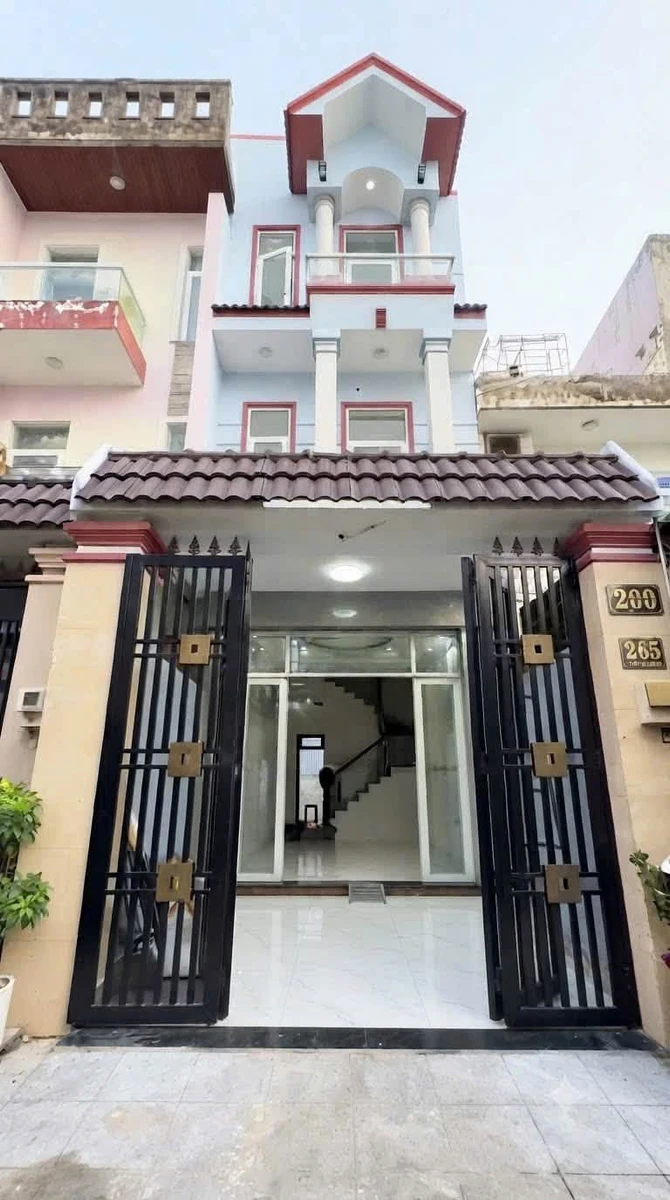 Bán nhà 3 tầng 4PN hẻm xe tải 6m đường Nguyễn Thị Tú, Bình Tân giá 5 tỷ - Ảnh 1