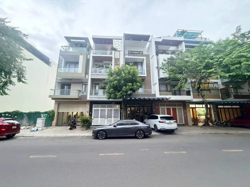 Nhà mặt tiền Văn Tiến Dũng 100m², 7PN full nội thất, 15 tỷ