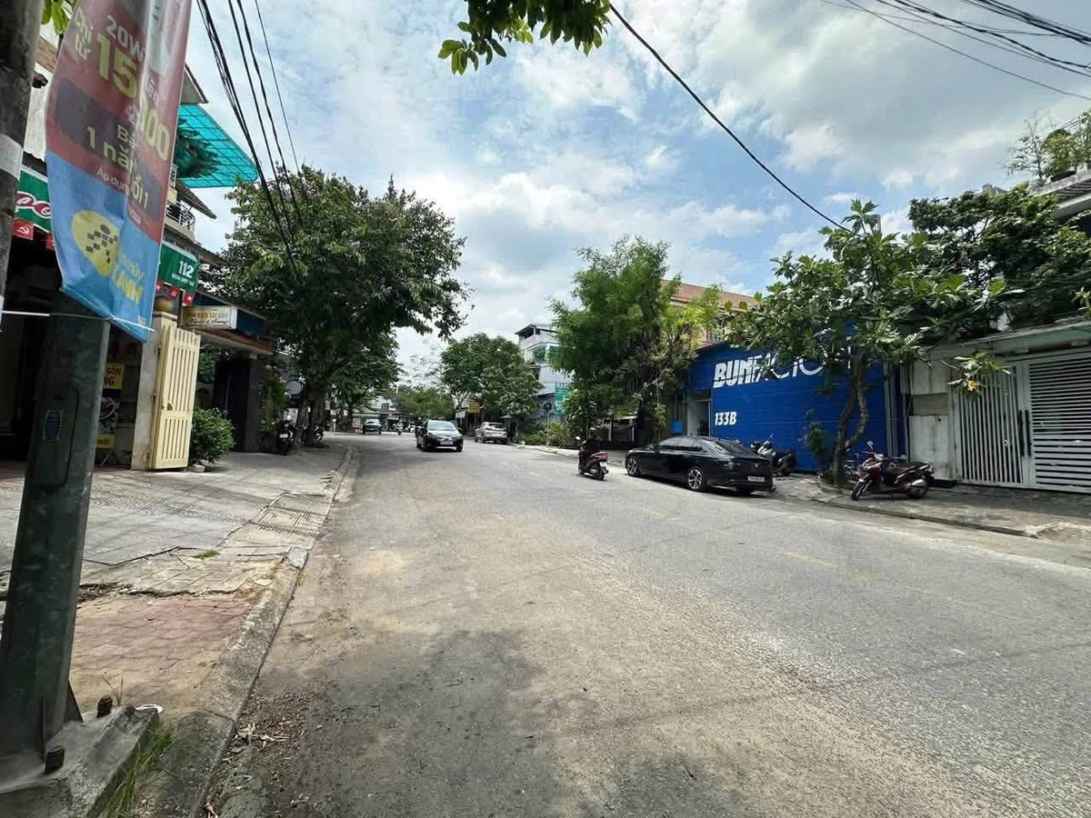 Bán nhà 3 tầng 133.8m² mặt tiền Đặng Huy Trứ, Huế - Ảnh 1