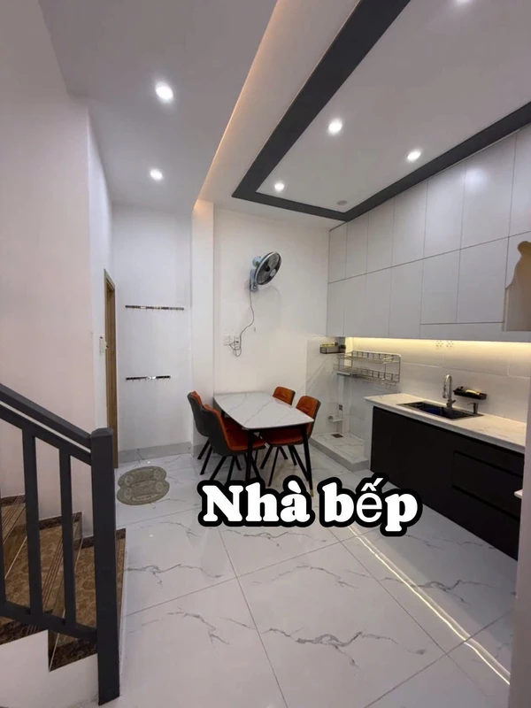 Bán nhà hẻm Nguyễn Trung Trực, Rạch Giá, 91m2, 2PN, 1 tỷ 4