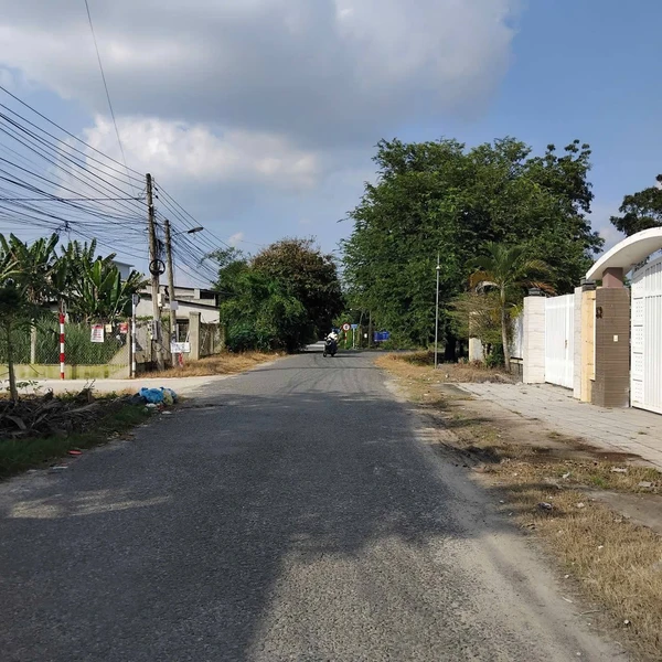 Bán nhà Tây Ninh 301m² 2 phòng ngủ giá 1 tỷ 7