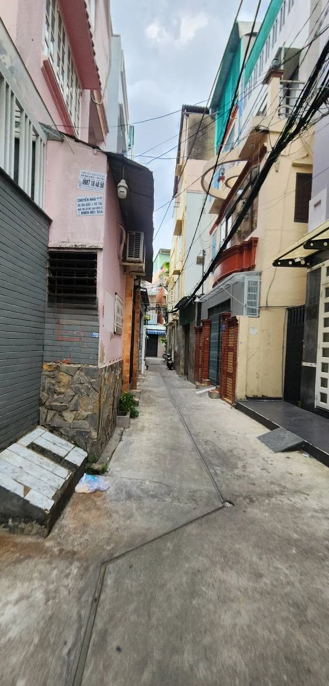 Bán nhà 2 tầng góc 42m² Phan Đình Phùng - Ảnh 1