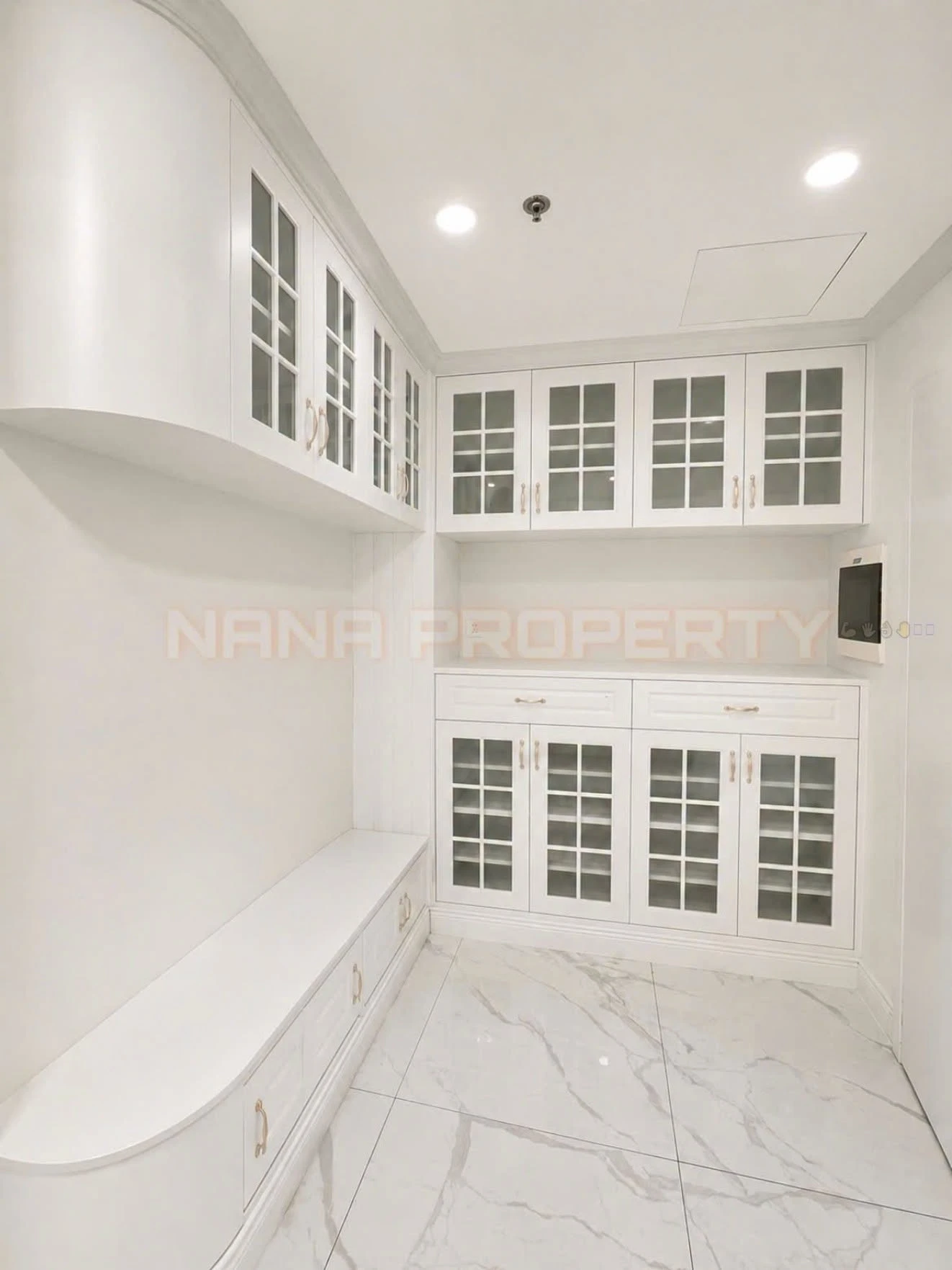 Bán căn hộ Sunshine Sky City 132m² 3PN + kho, full nội thất, giá 8,7 tỷ, Quận 7 - Ảnh 1