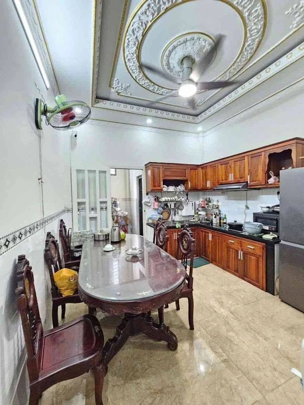 Bán mặt bằng kinh doanh 117m2 Lý Thường Kiệt Dĩ An, 6.4 tỷ