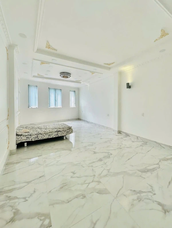 Cho thuê nhà mới Đường Hoa, Phú Nhuận, 100m2, 4 triệu/tháng