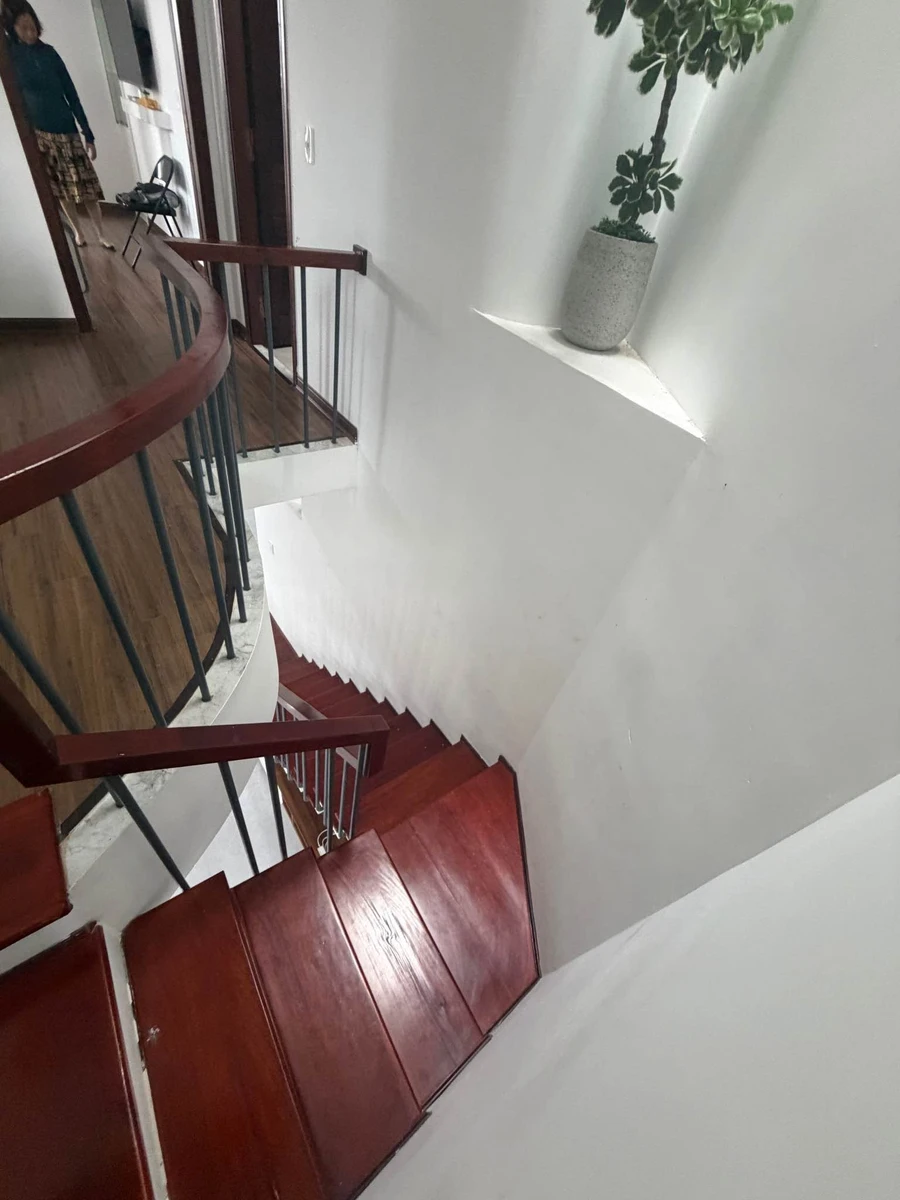 Bán nhà 1 mê kiên cố 3PN 600m² view hồ Ea Tam Quận 9 - Ảnh thu nhỏ 4