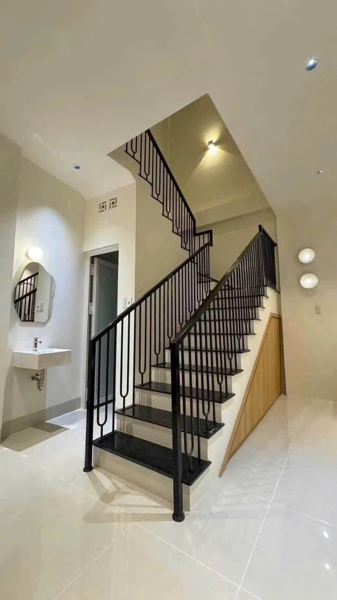 Bán nhà 1 trệt 1 lầu 120m² Phan Thiết 2 tỷ - Ảnh thu nhỏ 3
