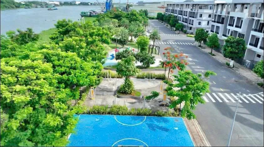 Bán nhà phố 1 trệt 3 lầu The Pearl Riverside 70m2 sổ hồng, Bến Lức, Long An - Ảnh thu nhỏ 2