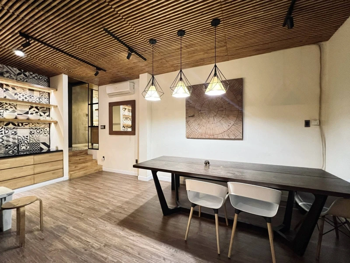 Bán nhà góc Quận 1, 52m² - 3PN, nội thất gỗ - Ảnh thu nhỏ 4