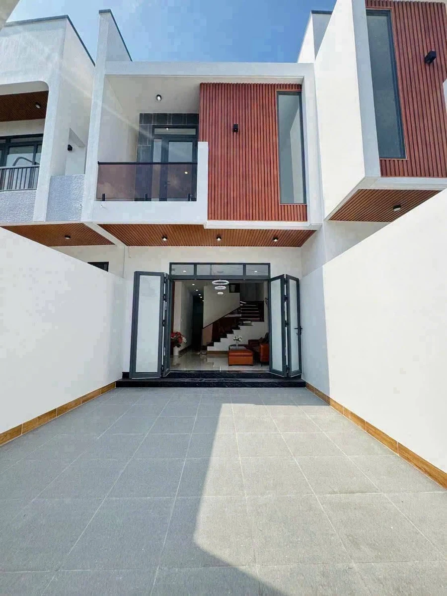 Bán nhà mặt tiền Sương Nguyệt Ánh, Rạch Giá, 104m², 3 PN - Ảnh thu nhỏ 2