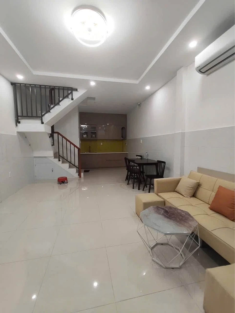 Bán nhà Hòa Bình Tân Phú 34m2 2PN hơn 4 tỷ - Ảnh thu nhỏ 2