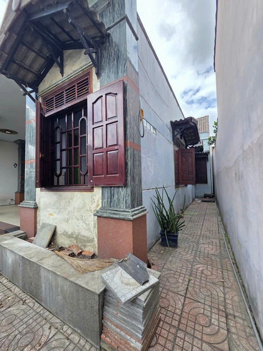 Bán đất 210m2 tặng nhà mái thái Lái Thiêu, Hồ Chí Minh - Ảnh thu nhỏ 5