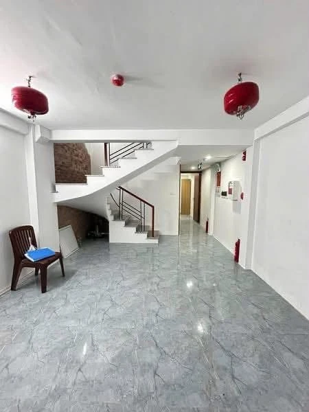 Bán chung cư mini 6 tầng thang máy Trần Duy Hưng 324m² - Ảnh 1