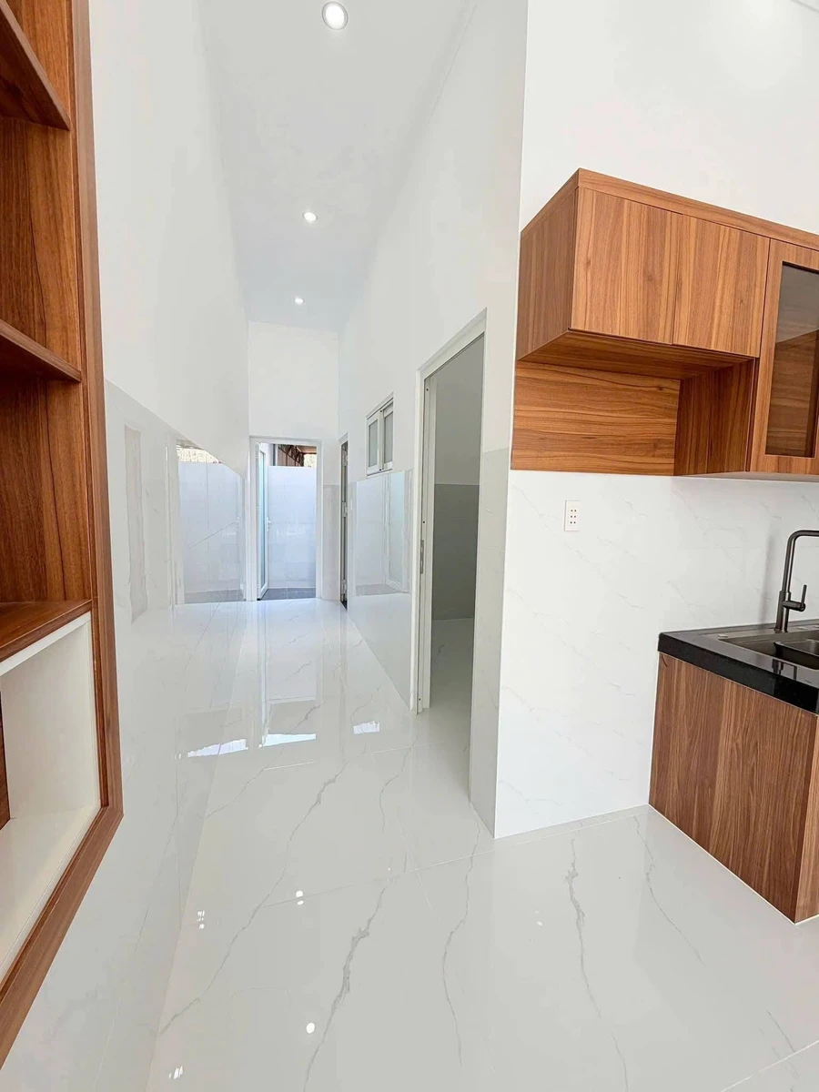 Bán nhà 1 trệt 1 lầu 75m2, 3 phòng ngủ, hẻm xe tải gần ngã tư Sở Sao, Thủ Dầu Một - Ảnh thu nhỏ 4