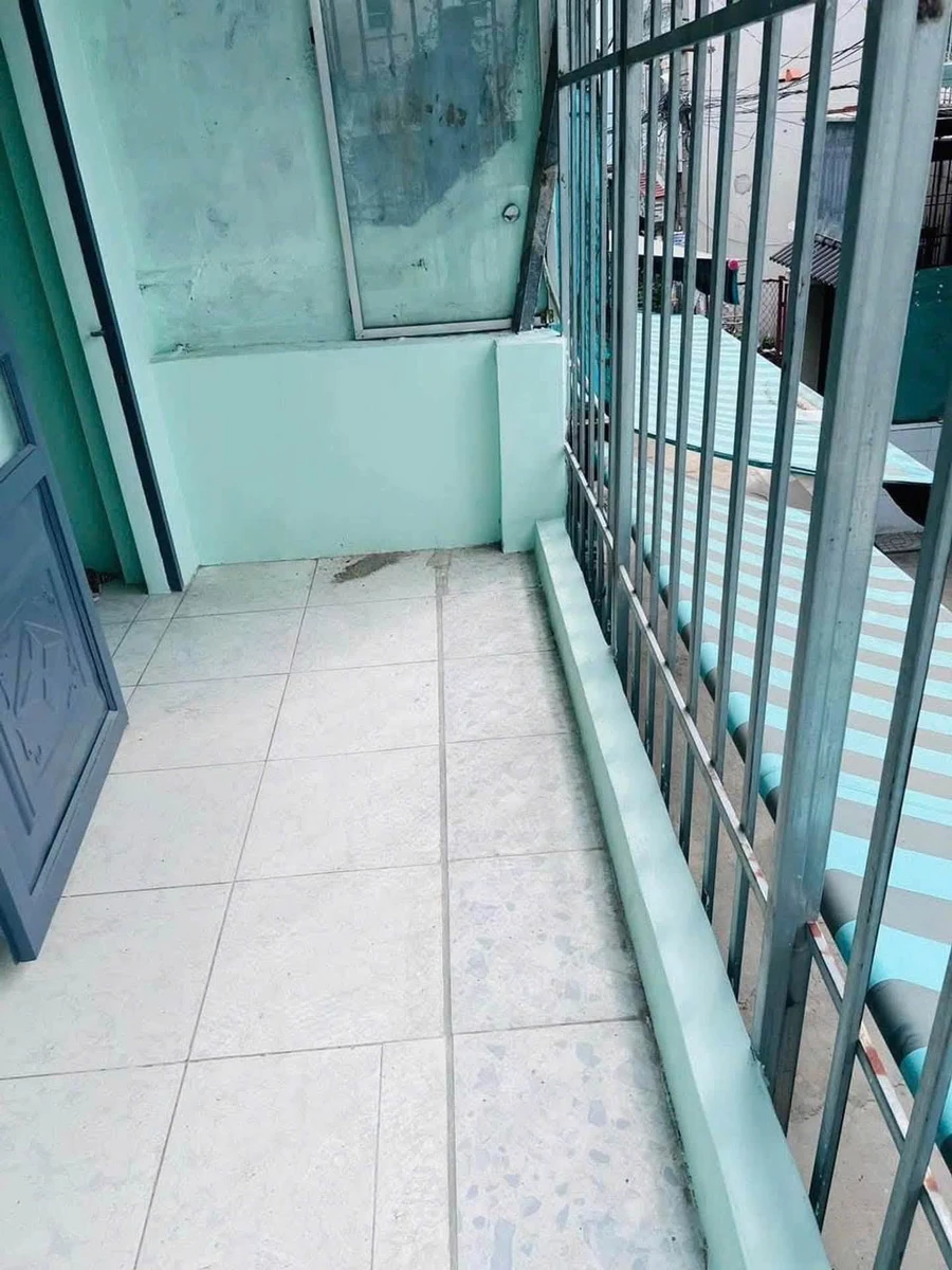 Bán nhà 1 trệt 1 lầu 41m2, 2PN, giá 2,85 tỷ gần Cao Đẳng Công Thương, Phước Long B - Ảnh thu nhỏ 2