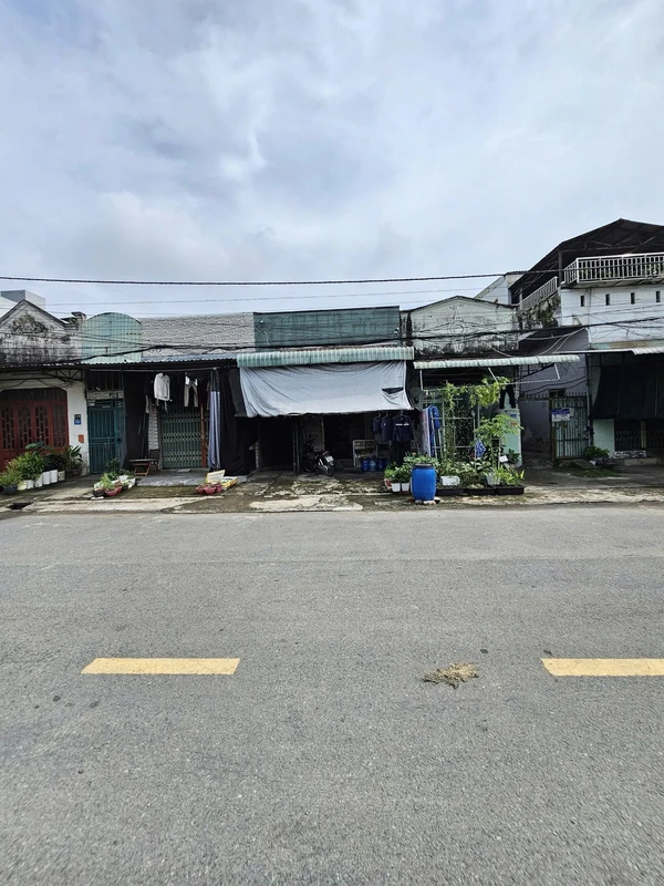 Bán dãy trọ 150m2, 1 kiot + 9 phòng, thu nhập 15tr/tháng, Dĩ An