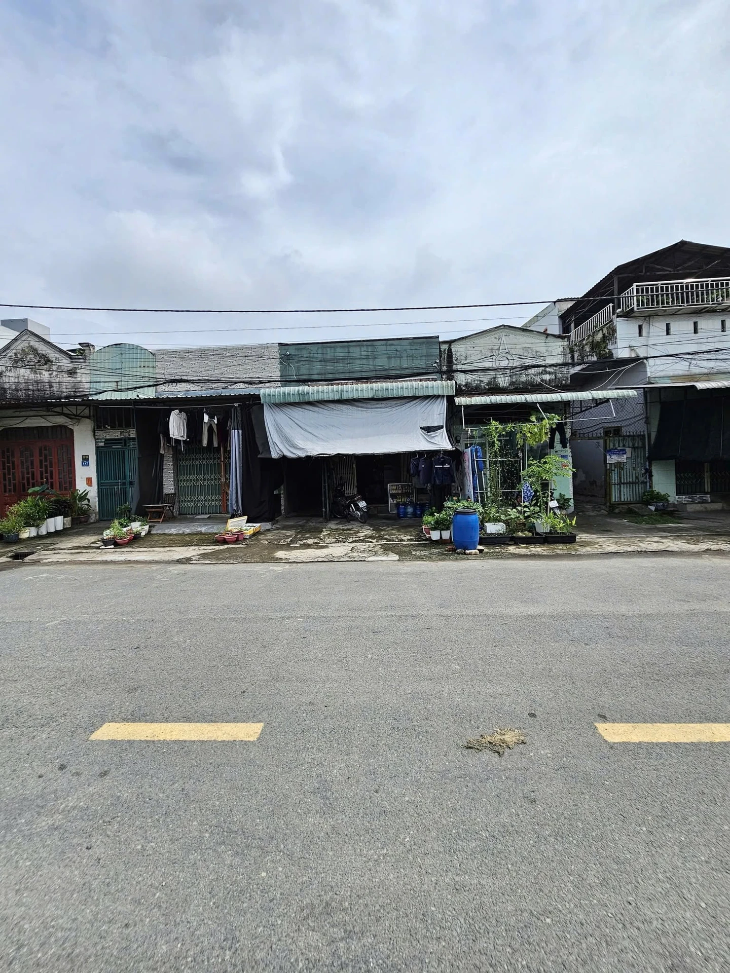 Bán dãy trọ 150m2, 1 kiot + 9 phòng, thu nhập 15tr/tháng, Dĩ An - Ảnh 1