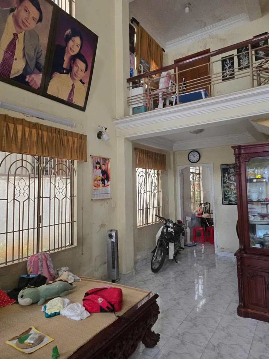 Bán nhà mặt tiền kinh doanh 104.6m2 Thủ Đức - Ảnh 1