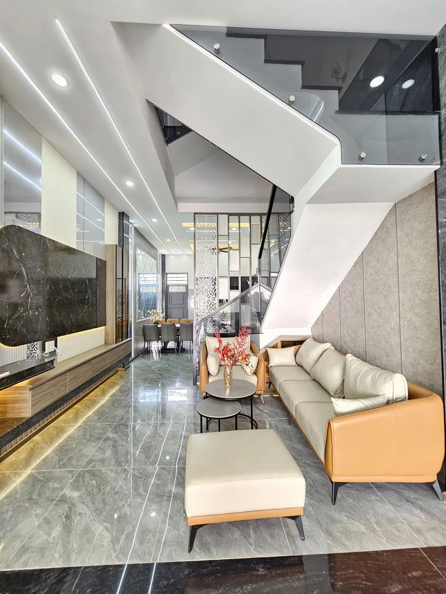 Bán nhà Dĩ An 60m² 3PN gần Vincom 4 tỷ 750 triệu - Ảnh thu nhỏ 3