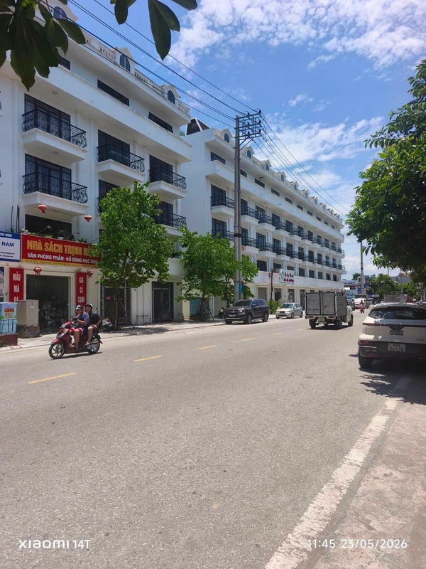Bán nhà mặt đường Thiên Lôi Hải Phòng 4 PN 43m² 250ti