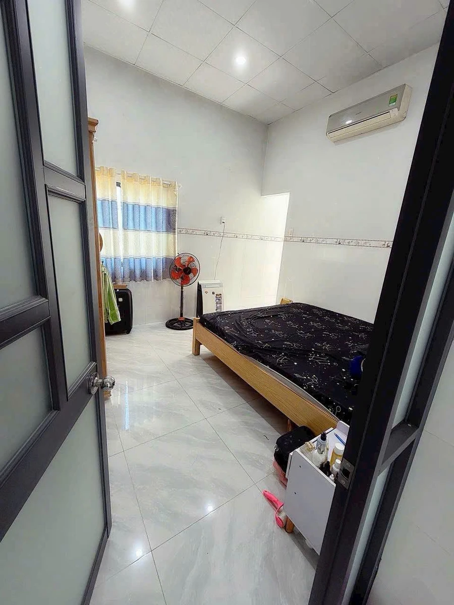 Nhà lầu 3PN/2WC mặt nhựa gần biển Phan Thiết 140m2 - Ảnh thu nhỏ 5