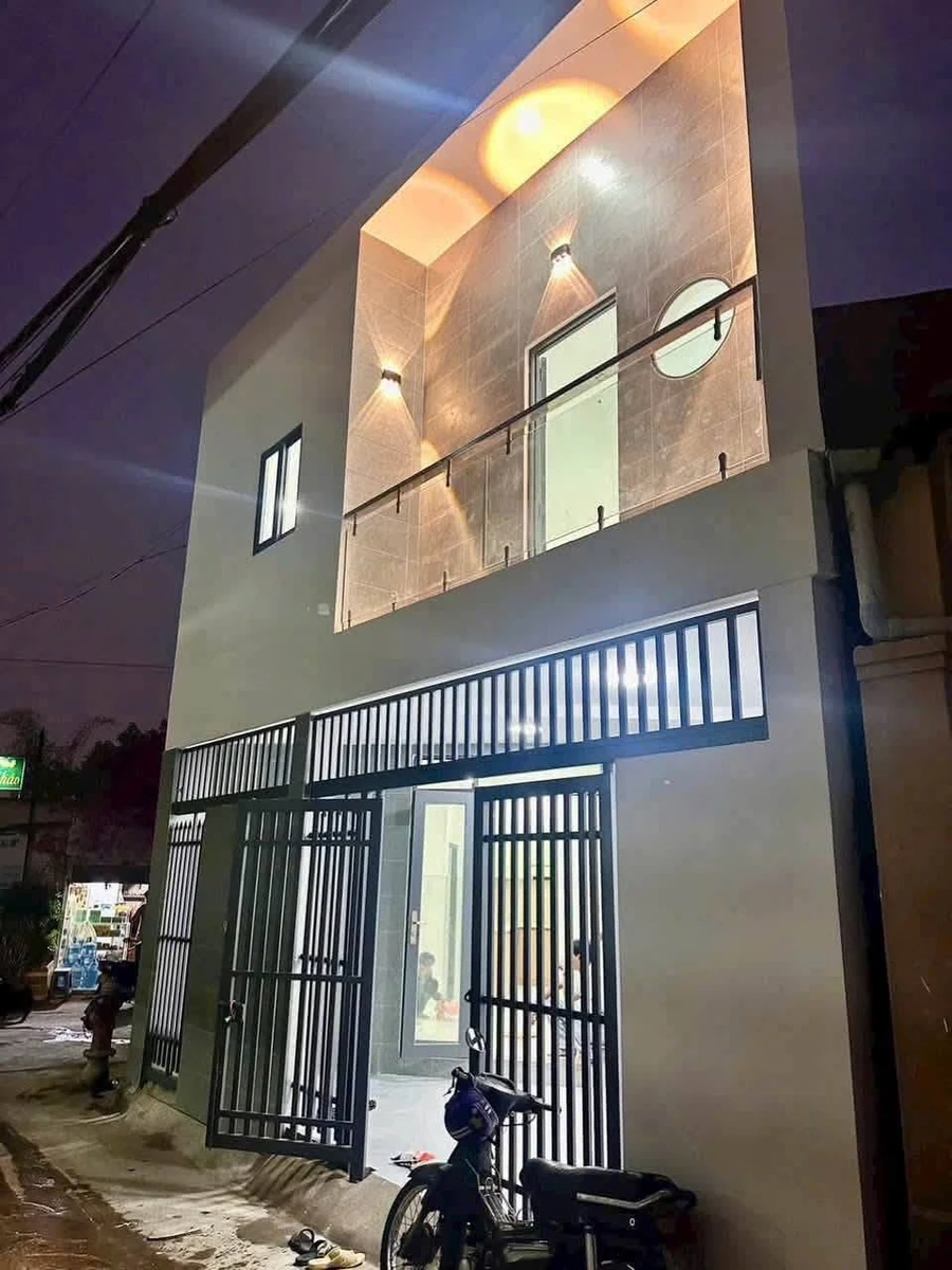 Bán nhà 1 trệt 1 lầu 3PN 100m2 Phường Biên Hòa 2,6 tỷ - Ảnh thu nhỏ 2