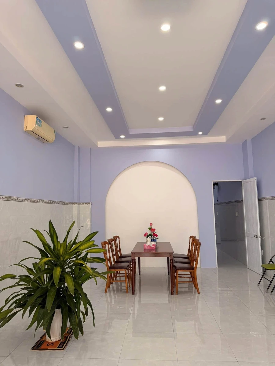 Bán nhà 1 trệt 1 lầu ngang 5x20, 3 phòng ngủ full nội thất đường Trường Chinh, Phú Mỹ - Ảnh thu nhỏ 2