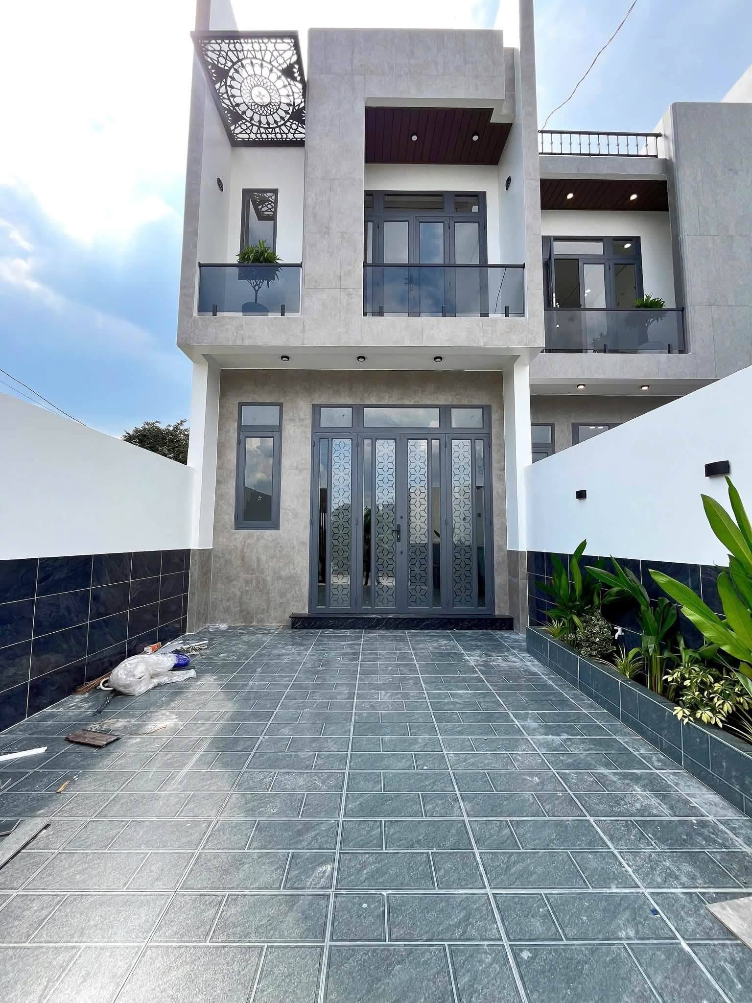 Bán nhà phố 115m2, 3 phòng ngủ Mỹ Hạnh Bắc, Đức Hòa, 2.8 tỷ - Ảnh thu nhỏ 2