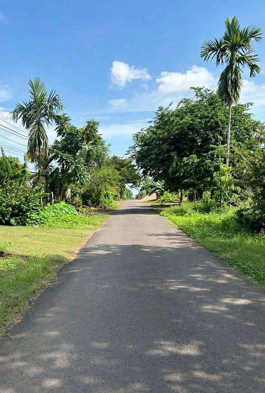 Bán đất Buôn Huê, Ea Kao, Buôn Ma Thuột 600m2, khu homestay, 700 triệu/bìa