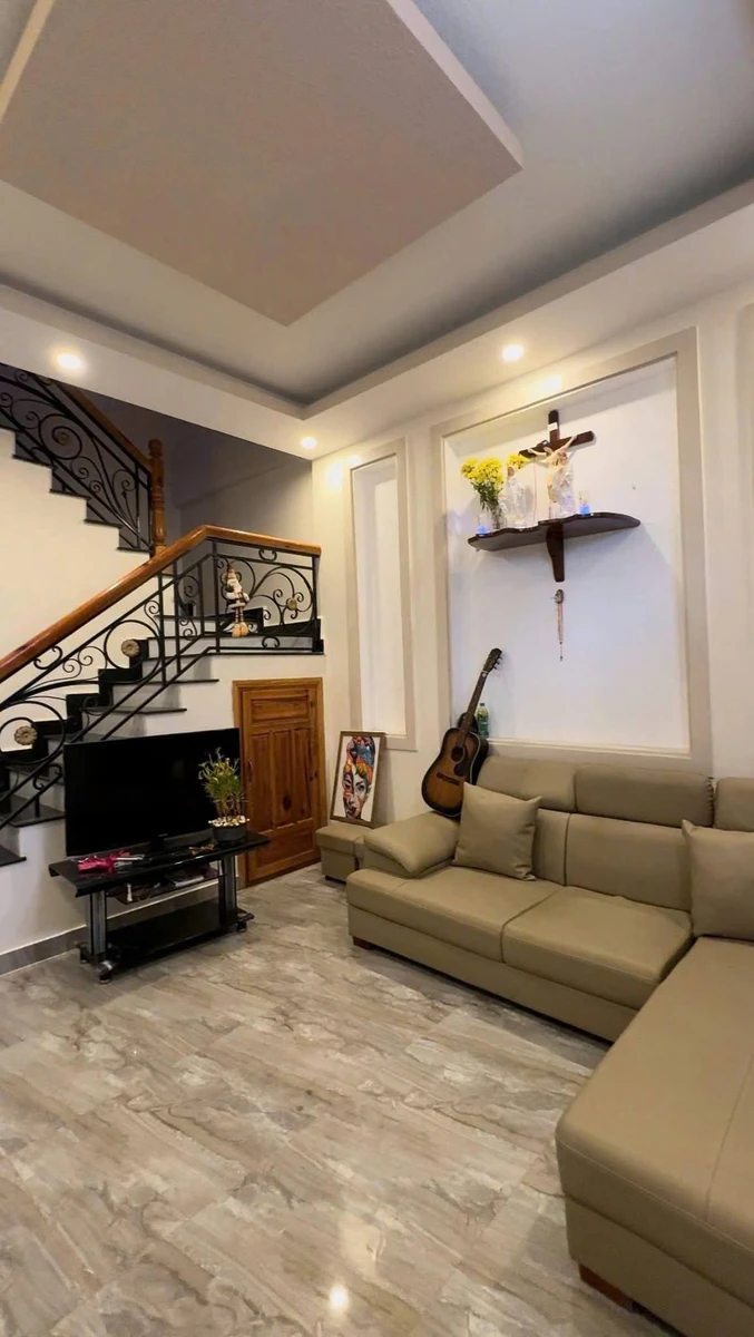 Bán nhà SRXD Triệu Việt Vương Đà Lạt 53.2m2, 4PN, 5.6 tỷ - Ảnh thu nhỏ 2