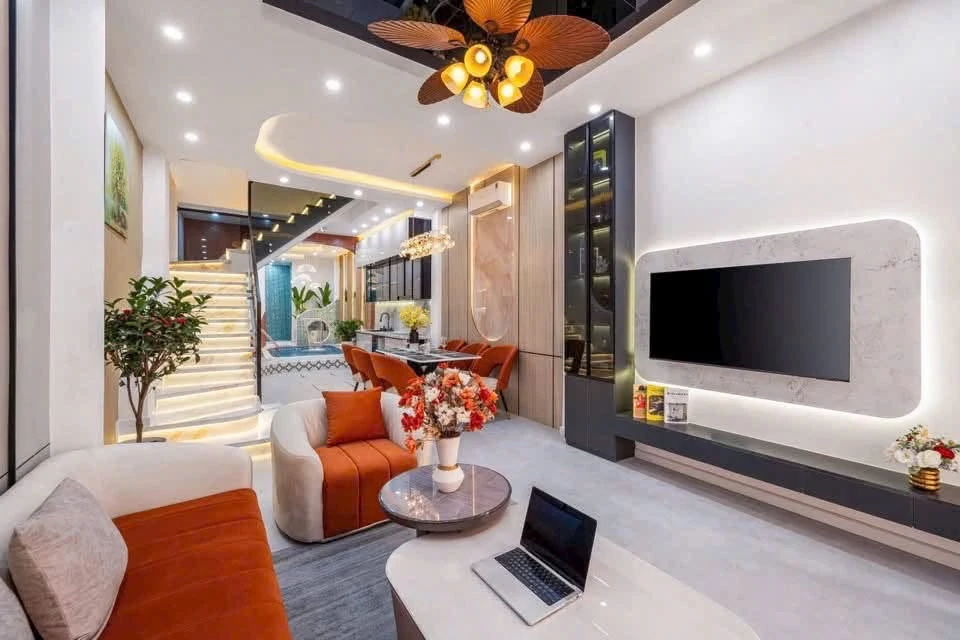 Bán nhà 4 tầng homestay có bể bơi 75m² Đà Nẵng 7,6 tỷ - Ảnh thu nhỏ 3