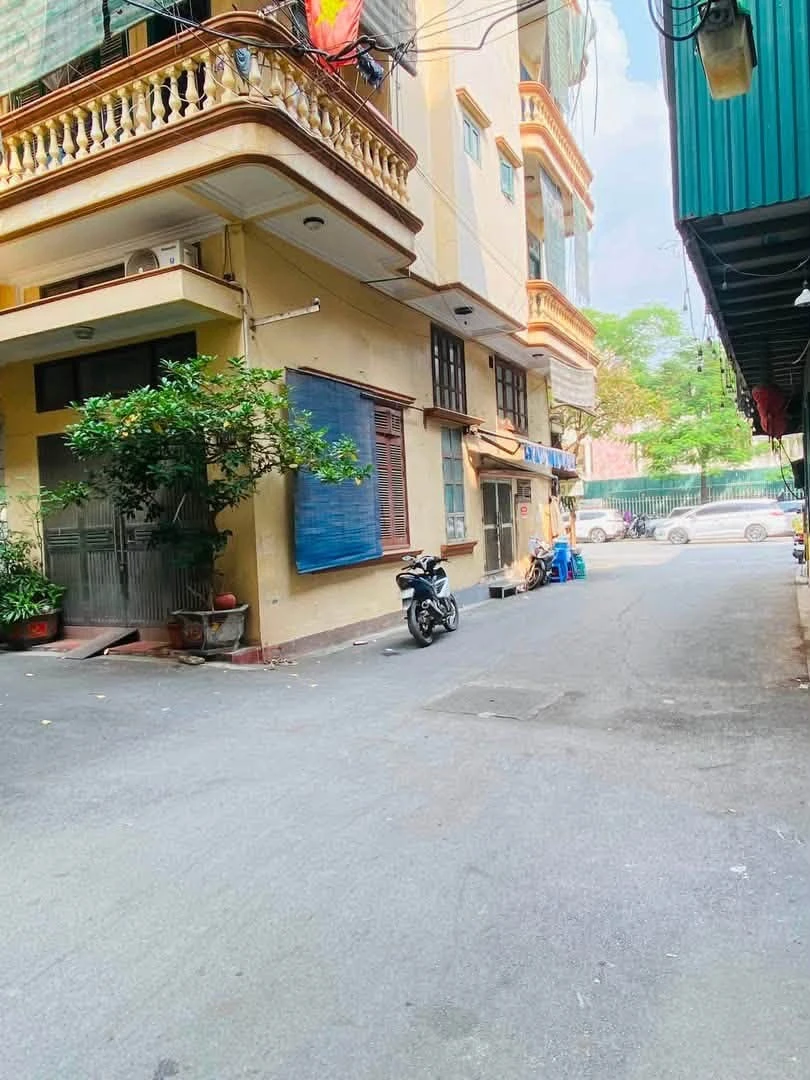 Bán nhà phố 50m² 5 tầng Trần Quốc Hoàn Cầu Giấy 15.9 tỷ - Ảnh 1