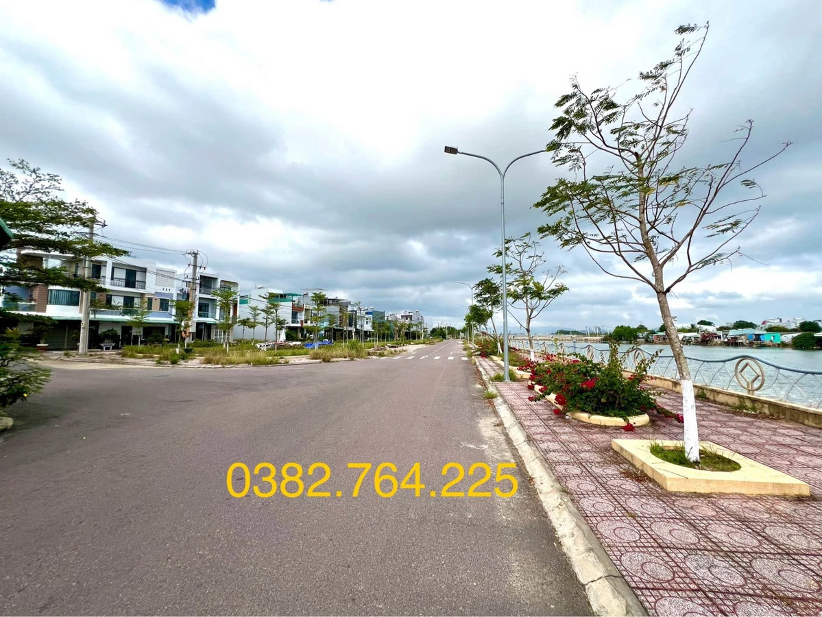Bán lô góc 2 mặt tiền 45m2 Quy Nhơn 3 tỷ 1 - Ảnh thu nhỏ 2