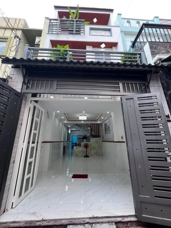 Bán nhà 3 tầng sân thượng 4x18 hẻm xe hơi gần chợ Bình Thành, Bình Tân giá 5,08 tỷ - Ảnh thu nhỏ 2