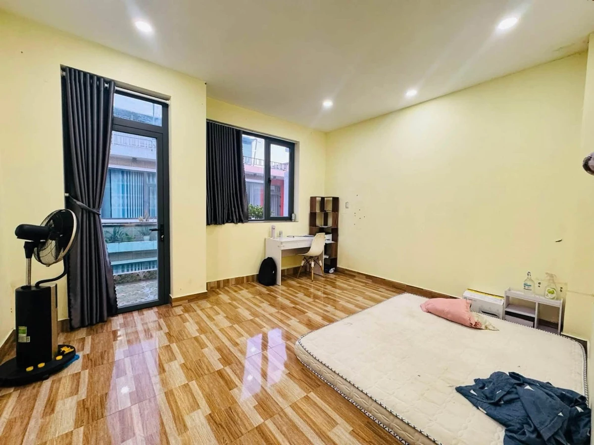 Bán nhà 4 tầng, 52m², 4PN, 3WC, full nội thất, 5,5 tỷ, Tam Bình - Ảnh thu nhỏ 4