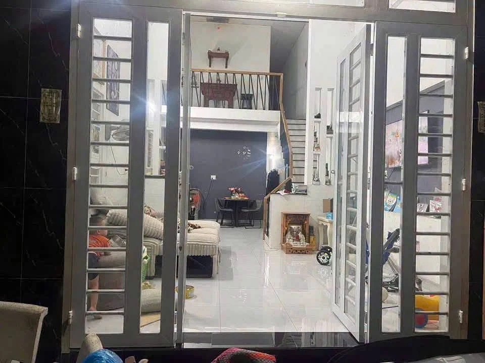 Bán nhà 90m² 2 phòng ngủ Tân Vĩnh Hiệp, Tân Uyên - Ảnh thu nhỏ 4