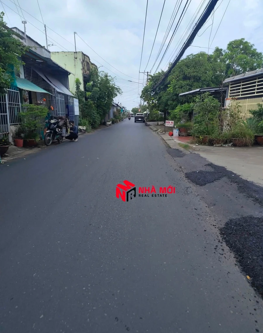 Bán đất 6×40m, 240m² mặt tiền đường Lâm Thành Mẫu, Cà Mau - Ảnh 1
