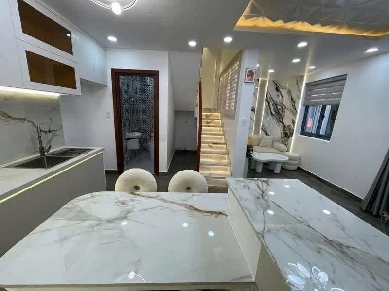 Bán nhà 2 tầng 30m2 hẻm Huỳnh Tấn Phát, Quận 7 giá 3,89 tỷ - Ảnh thu nhỏ 5