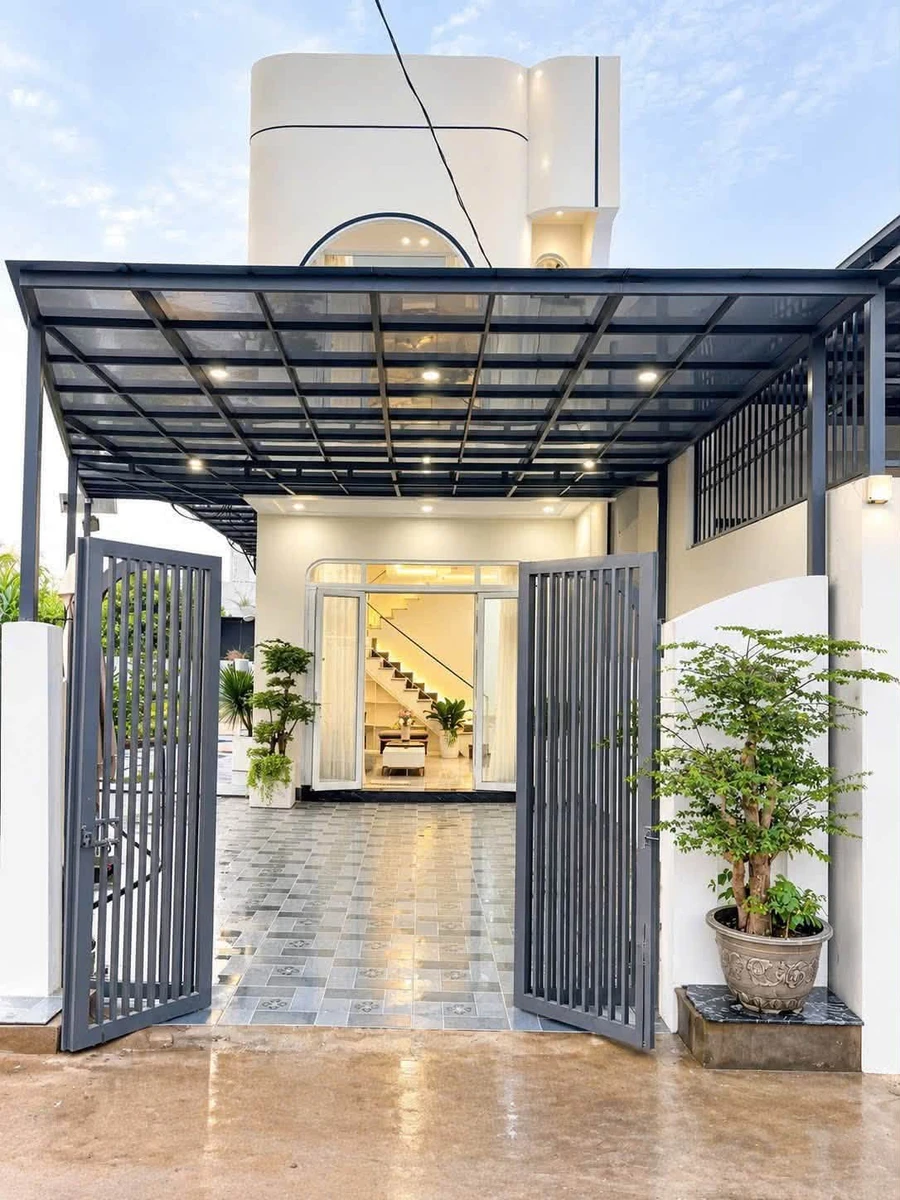 Bán nhà sân vườn 240m² 3PN Trương Định, Rạch Giá - Ảnh 1