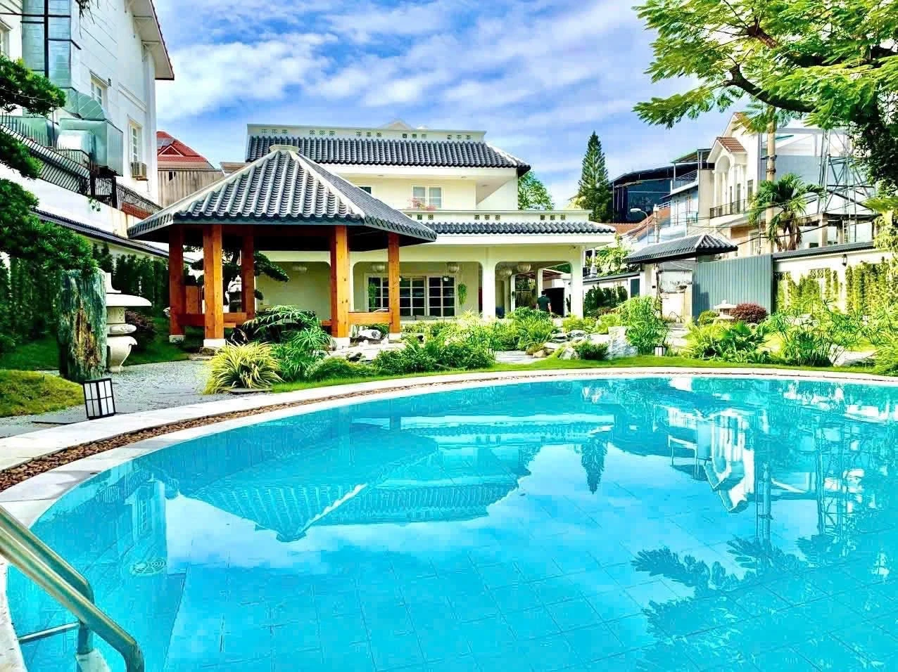 Bán dinh thự độc bản Thảo Điền 970m² mặt tiền 51m - Ảnh 1